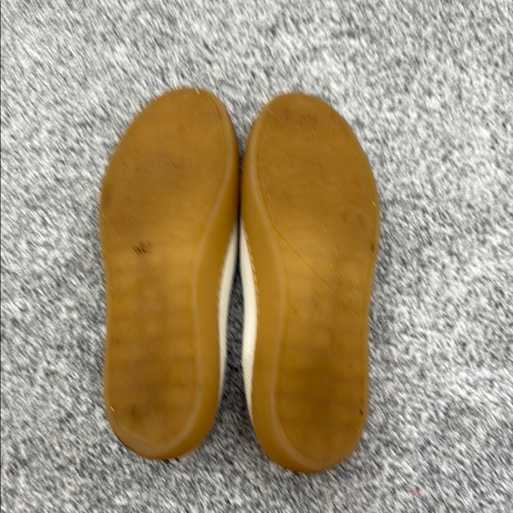 Rothy's Cream Flats with Soft Upper and Versatile Design - Picture 4 of 6